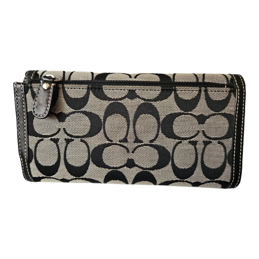 Coach Wallet - Picture 2 of 9